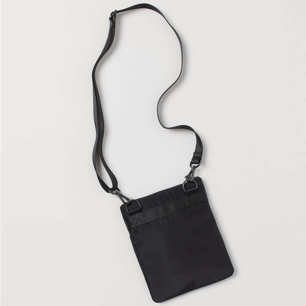 H&M Men Black Solid Small Shoulder Bag